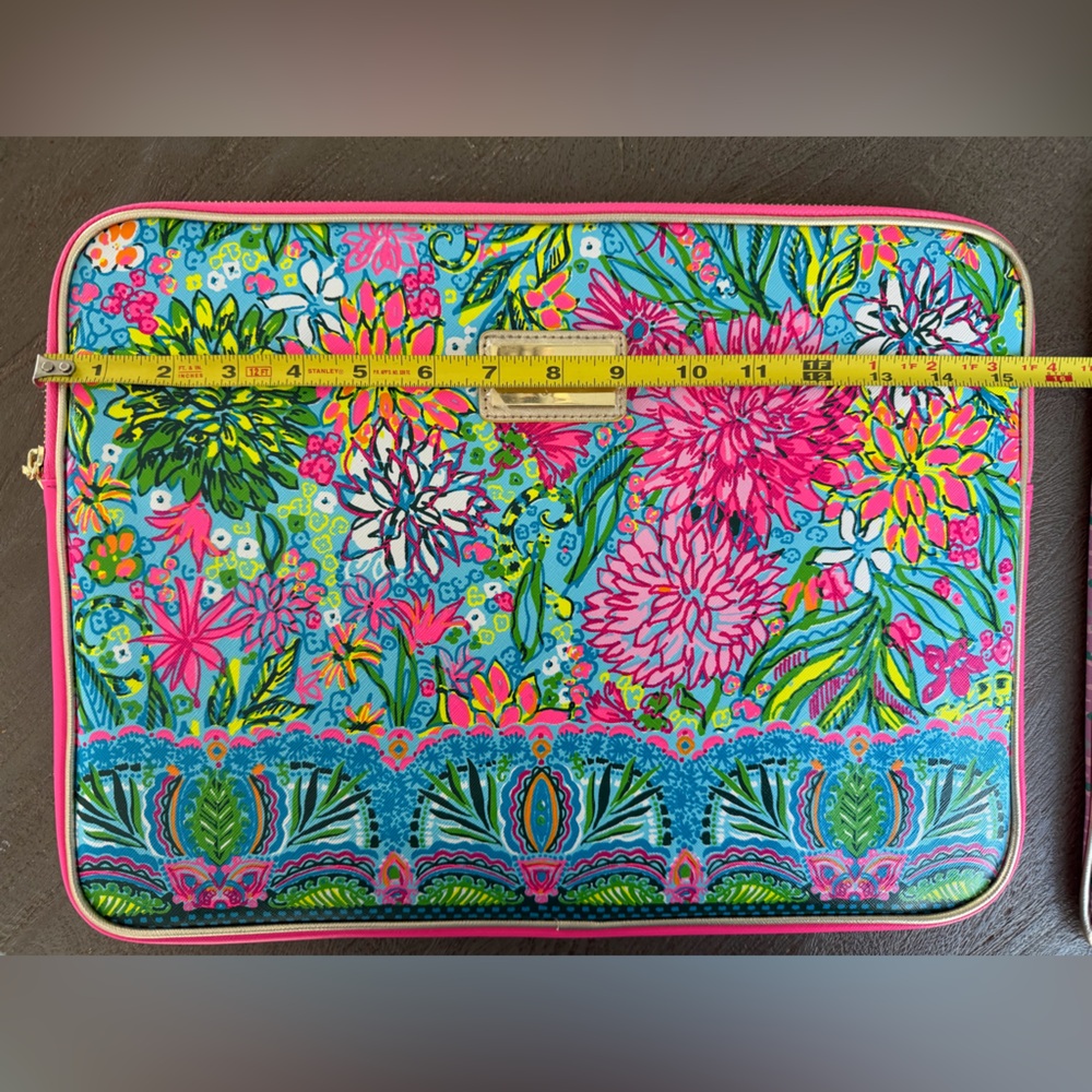 New 15” Lilly Pulitzer laptop sleeve with detachable cord pouch Golden Hour - Picture 8 of 10